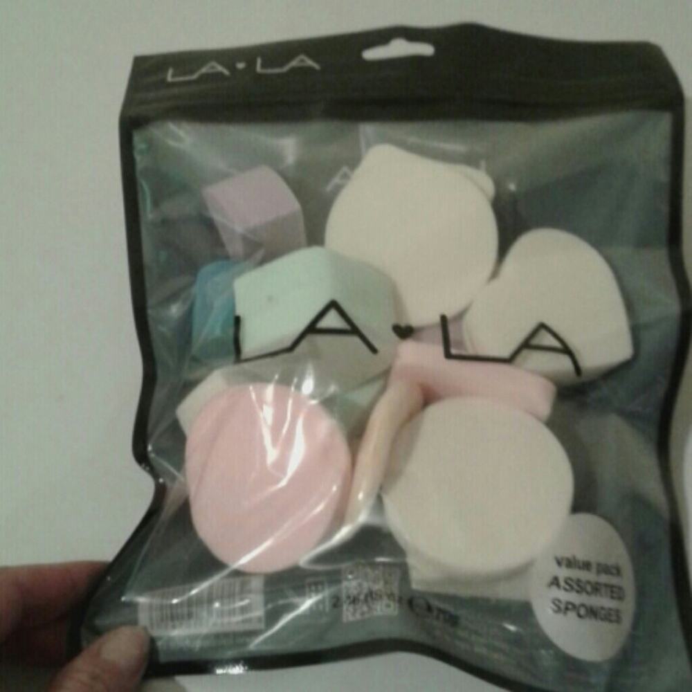 LA LA value pack assorted cosmetic makeup foundation application sponges new